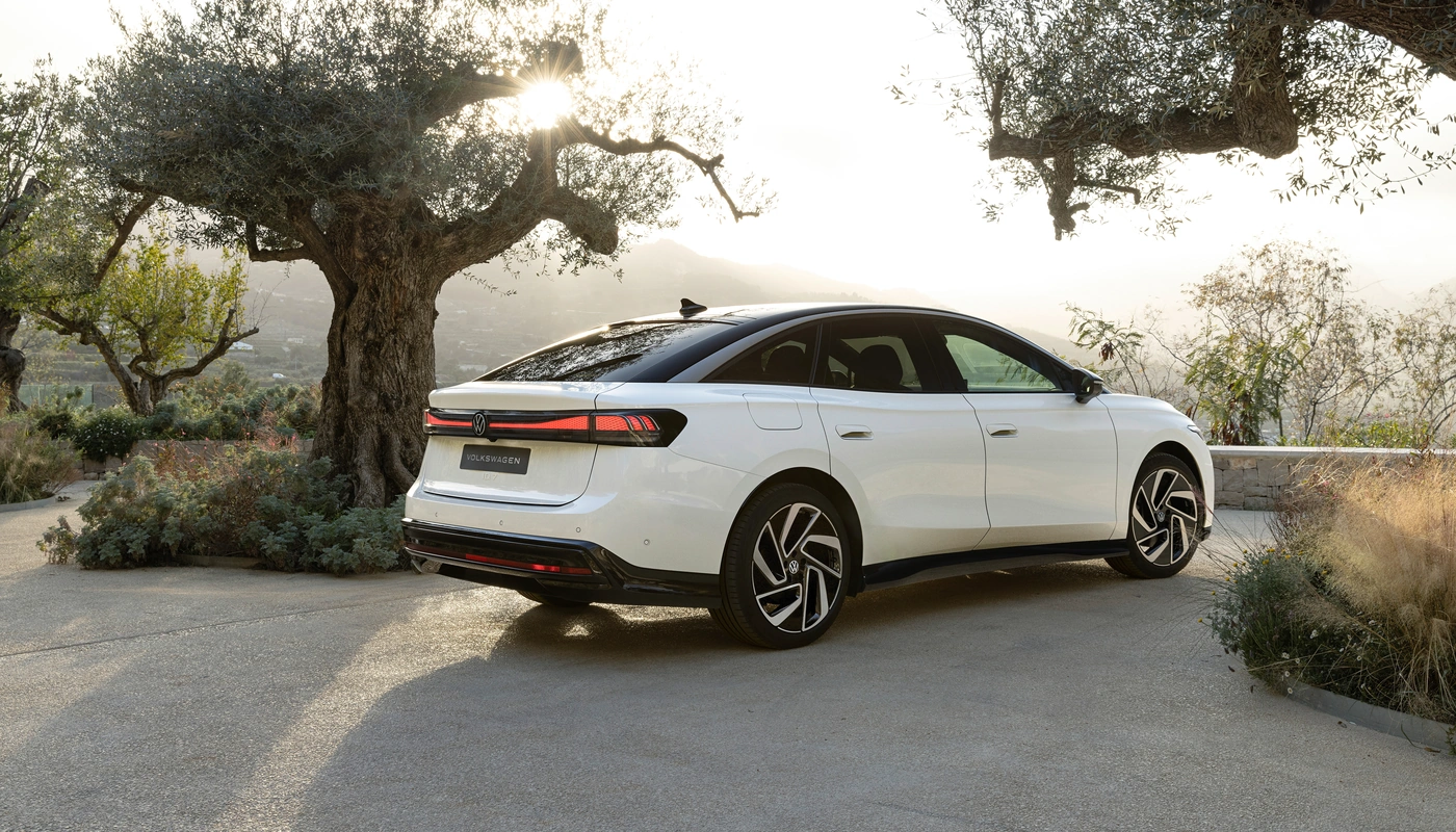 Volkswagen Id7 - Contexto Entorno Real Contexto Aparcado Exterior Trasera Izquierda