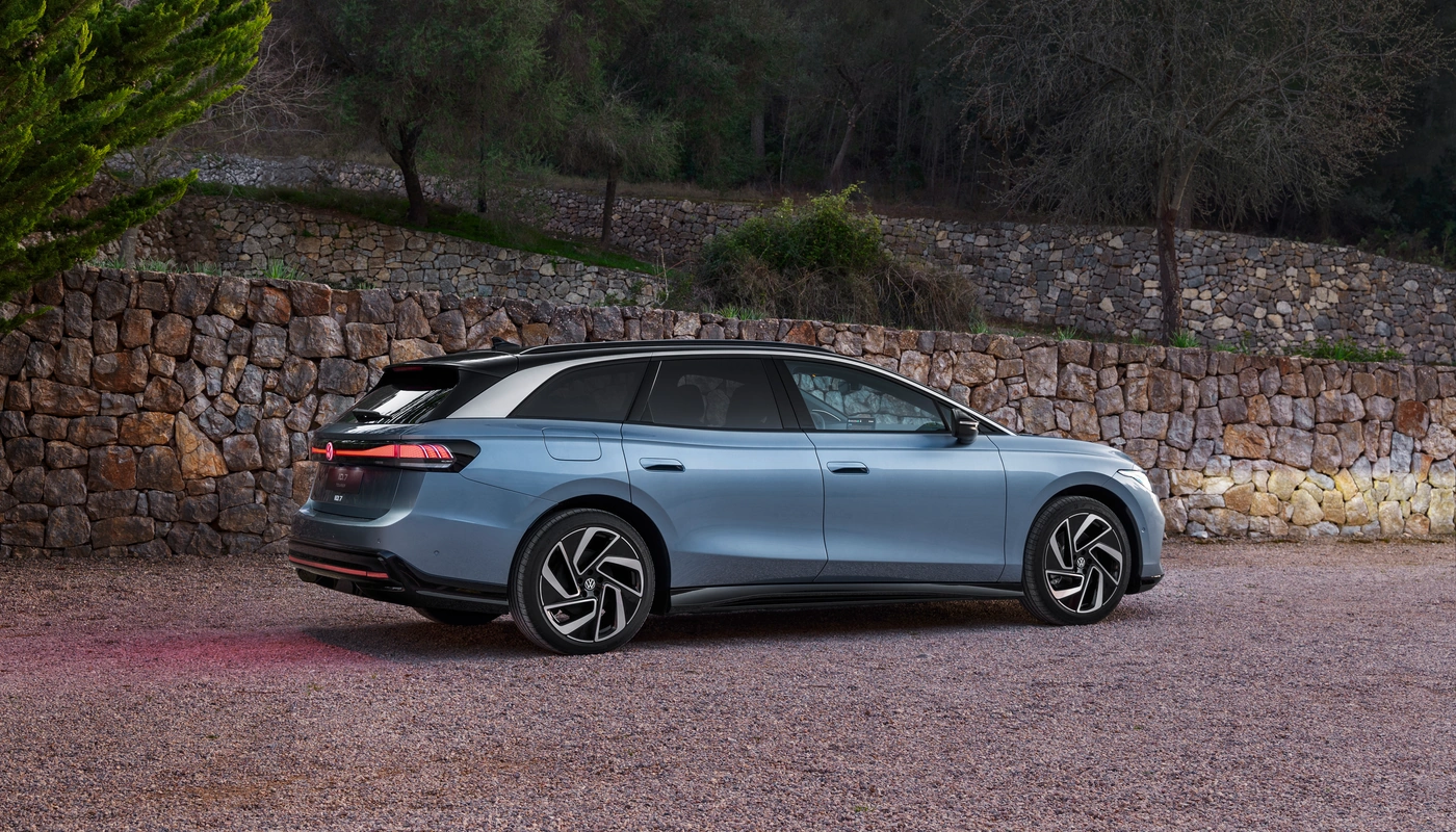 Volkswagen Id7 Tourer - Contexto Entorno Real Contexto Aparcado Exterior Lateral Derecha