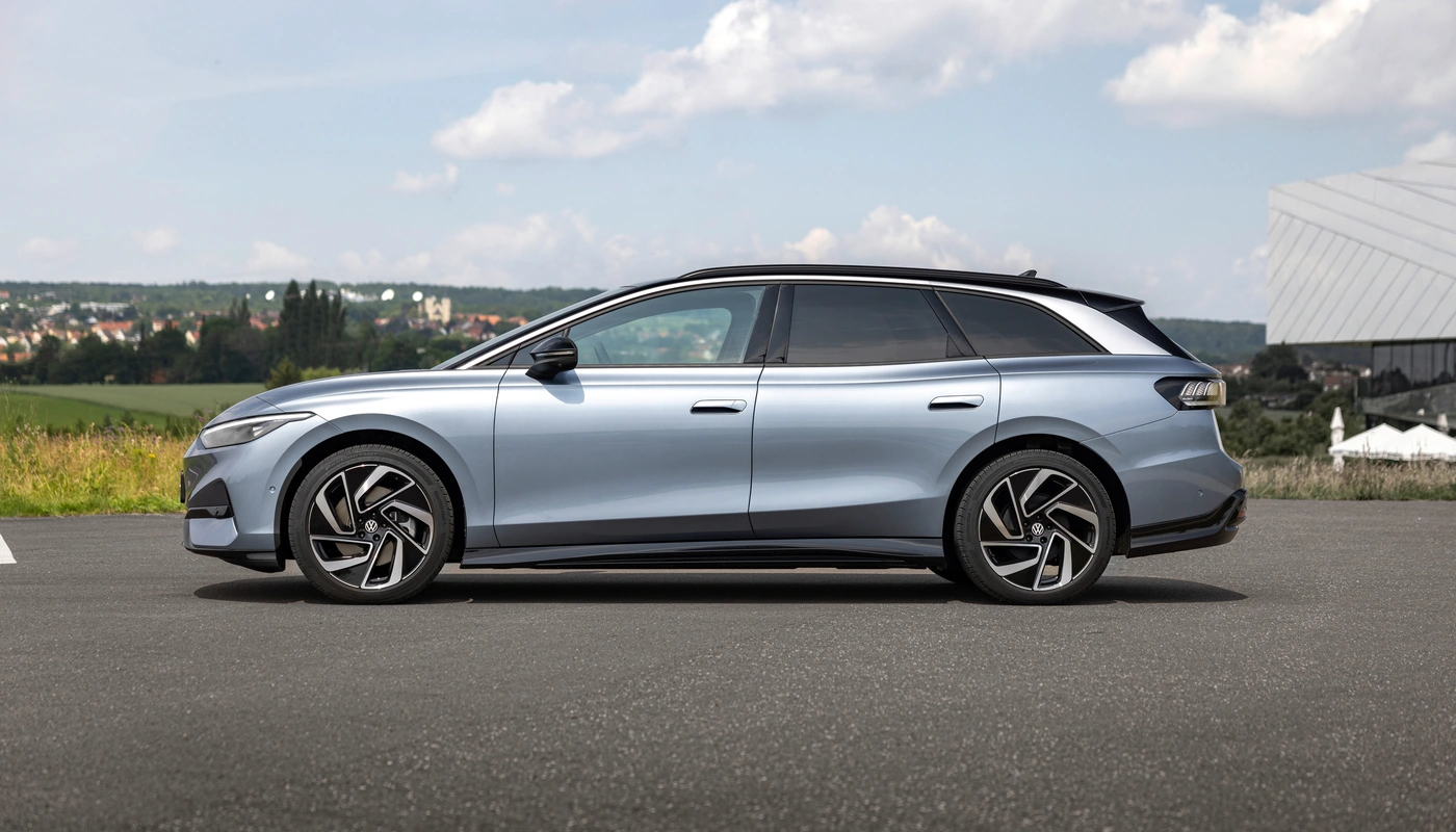 Volkswagen Id7 Tourer - Contexto Entorno Real Contexto Aparcado Exterior Lateral Izquierda