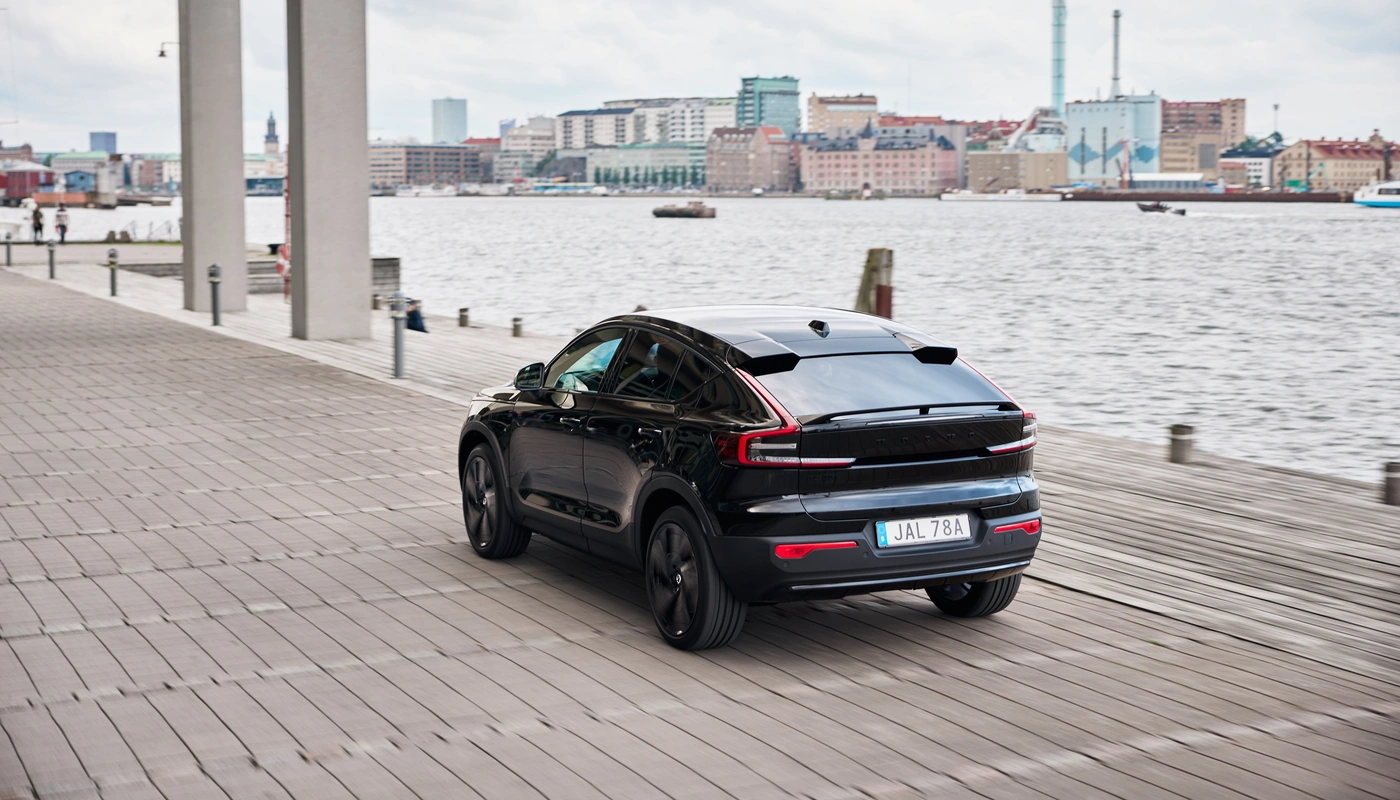 Volvo Ec40 - Contexto Entorno Real Contexto Aparcado Exterior Trasera Derecha