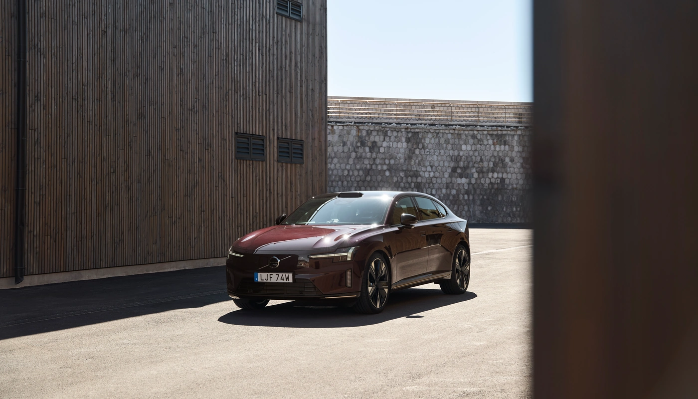 Volvo Es90 - Contexto Entorno Real Contexto Aparcado Exterior Frontal Izquierda