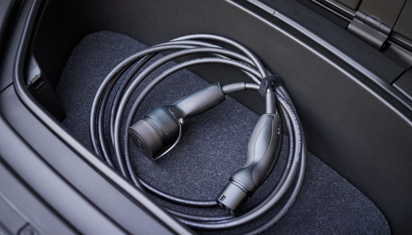 Volvo Ex40 - Almacenamiento Maletero Delantero