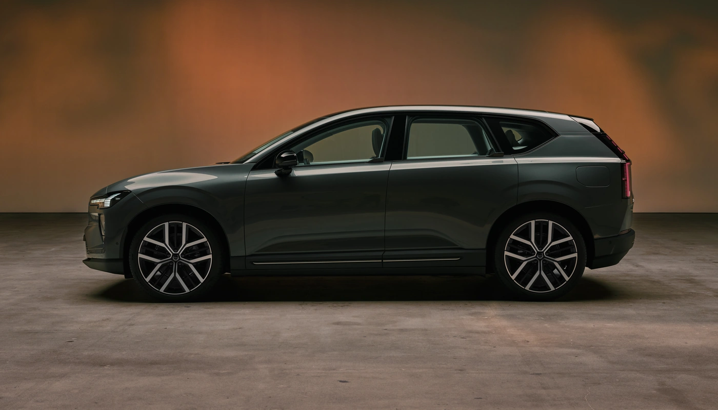 Volvo Ex60 - Contexto Estudio Contexto Aparcado Exterior Lateral Izquierda