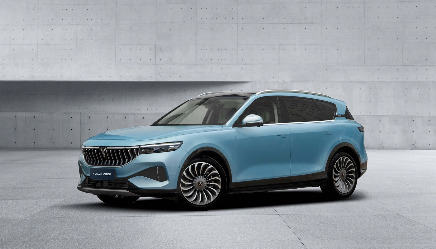 Voyah Free - Contexto Estudio Exterior Frontal Izquierda Exterior Lateral Izquierda