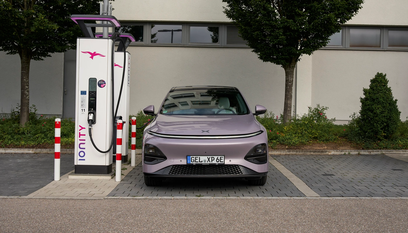 Xpeng G6 - Carga Estacion