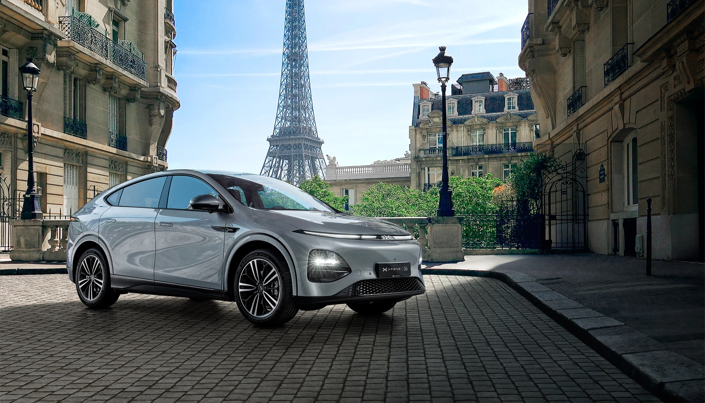 Xpeng G6 - Contexto Entorno Real Contexto Aparcado Exterior Lateral Derecha