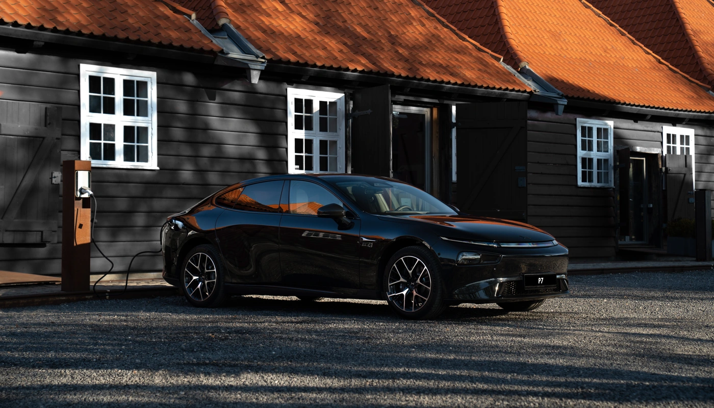 Xpeng P7 - Carga Estacion