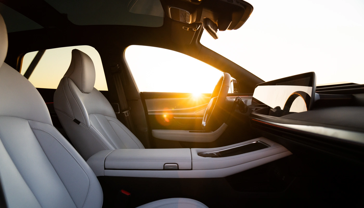 Xpeng P7 - Interior Asientos Delanteros