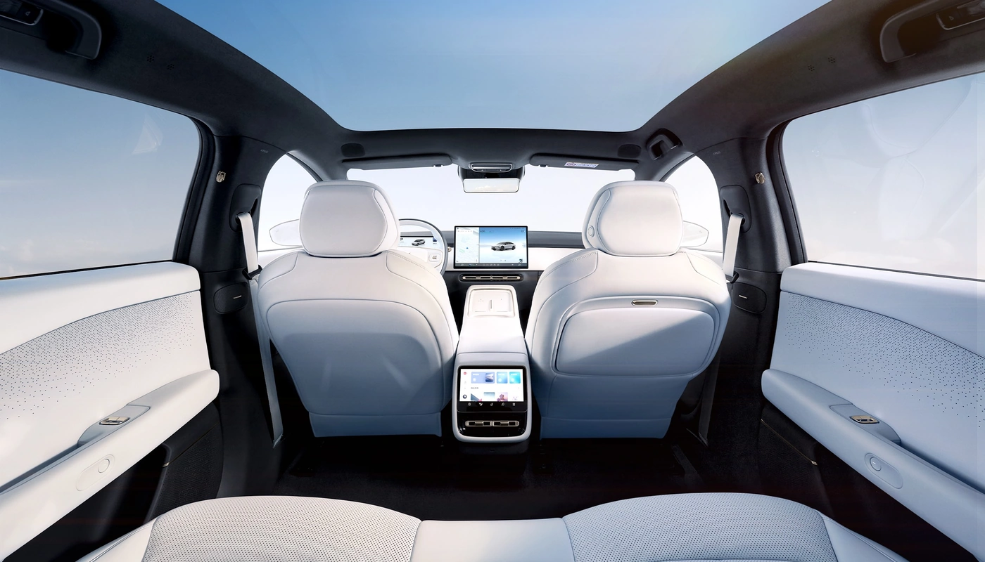 Xpeng P7 - Interior Detalle