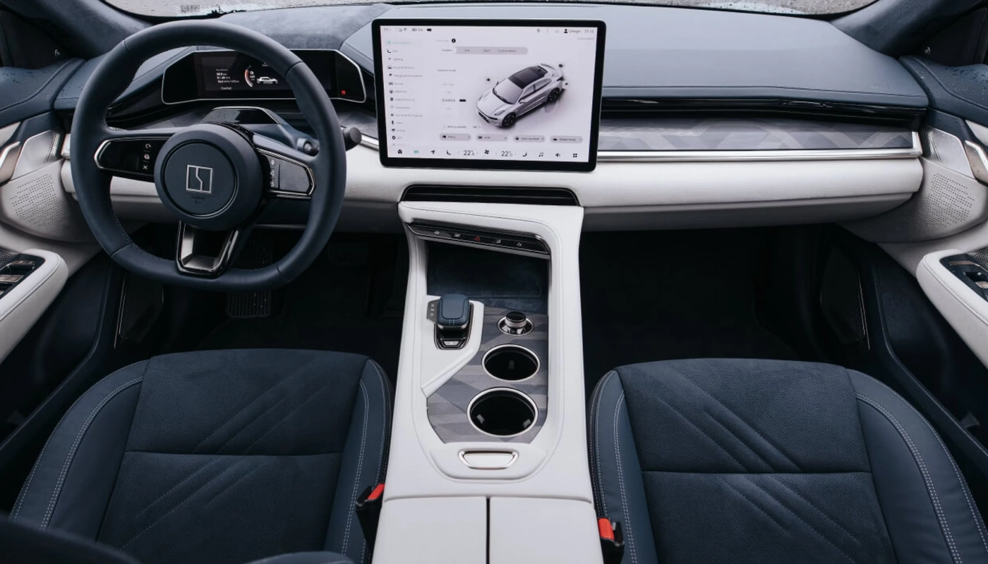 Zeekr 001 - Interior Salpicadero Interior Asientos Delanteros Interior Pantalla Central