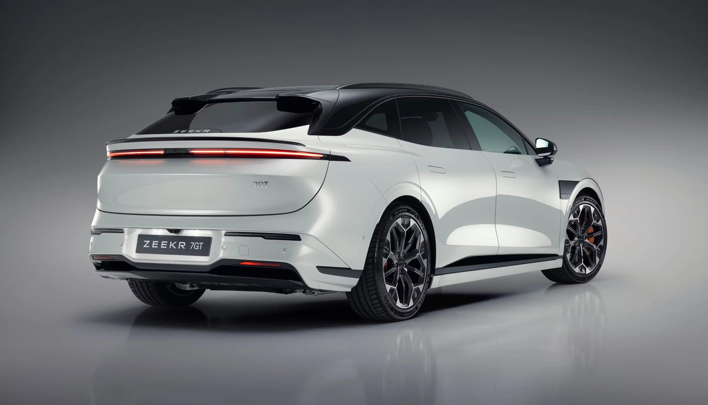 Zeekr 7gt - Contexto Estudio Recortado Contexto Aparcado Exterior Trasera Exterior Trasera Izquierda