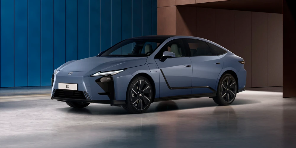 Lexus ES