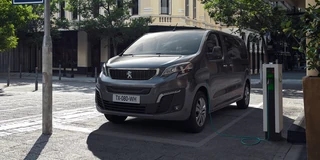 Peugeot Traveller Standard