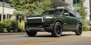 Rivian R1S
