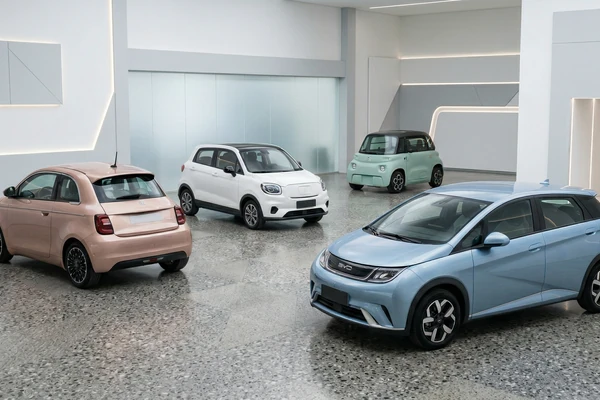 Coche eléctrico — Programa Auto+ 2026