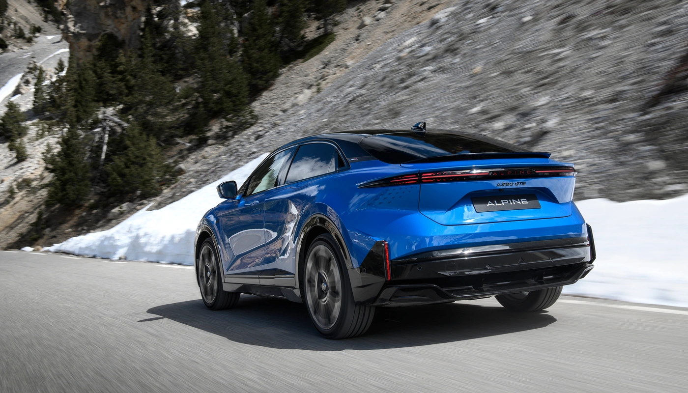 Alpine A390 Gts - Contexto Entorno Real Contexto Conduciendo Exterior Trasera Izquierda