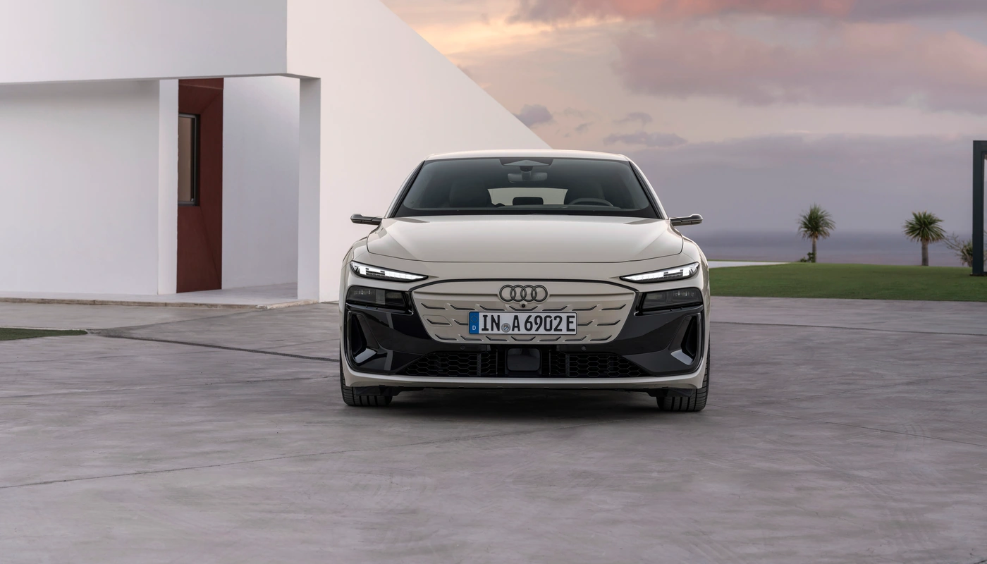 Audi A6 Sportback E Tron Performance - Contexto Entorno Real Contexto Aparcado Exterior Frontal