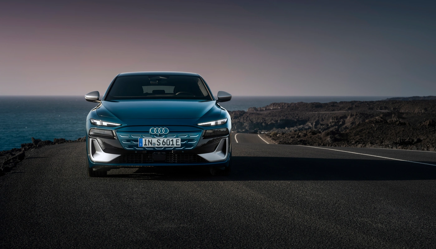 Audi A6 Sportback E Tron S6 - Contexto Entorno Real Contexto Conduciendo Exterior Frontal