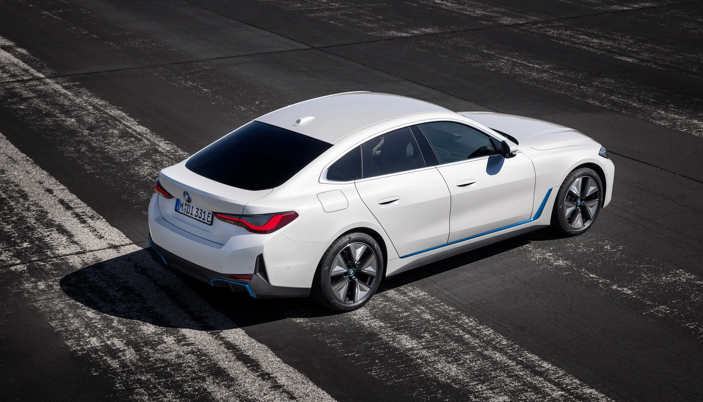 Bmw I4 Edrive35 - Contexto Entorno Real Contexto Aparcado Exterior Lateral Derecha