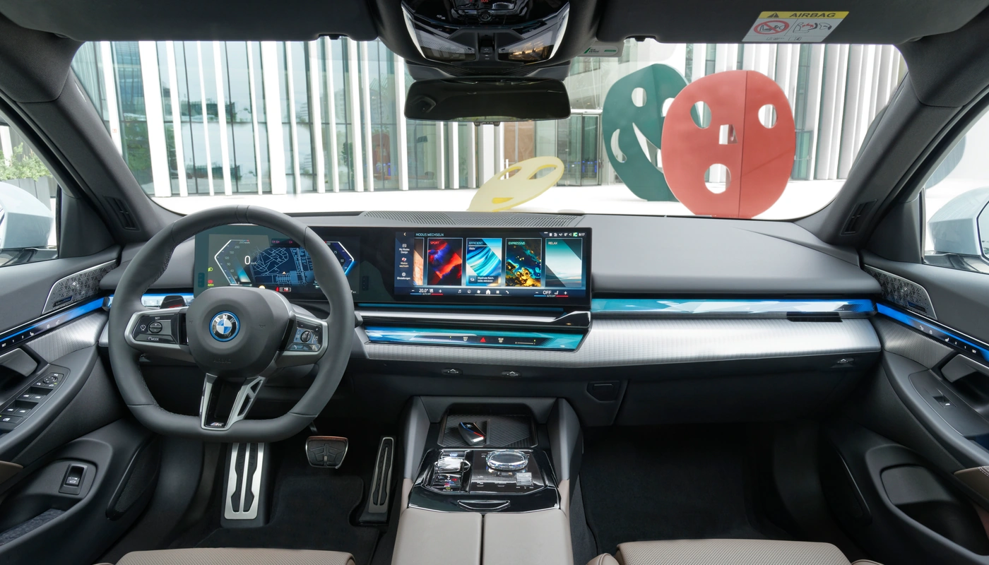 Bmw I5 Berlina Edrive40 - Interior Salpicadero Interior Pantalla Central Interior Volante