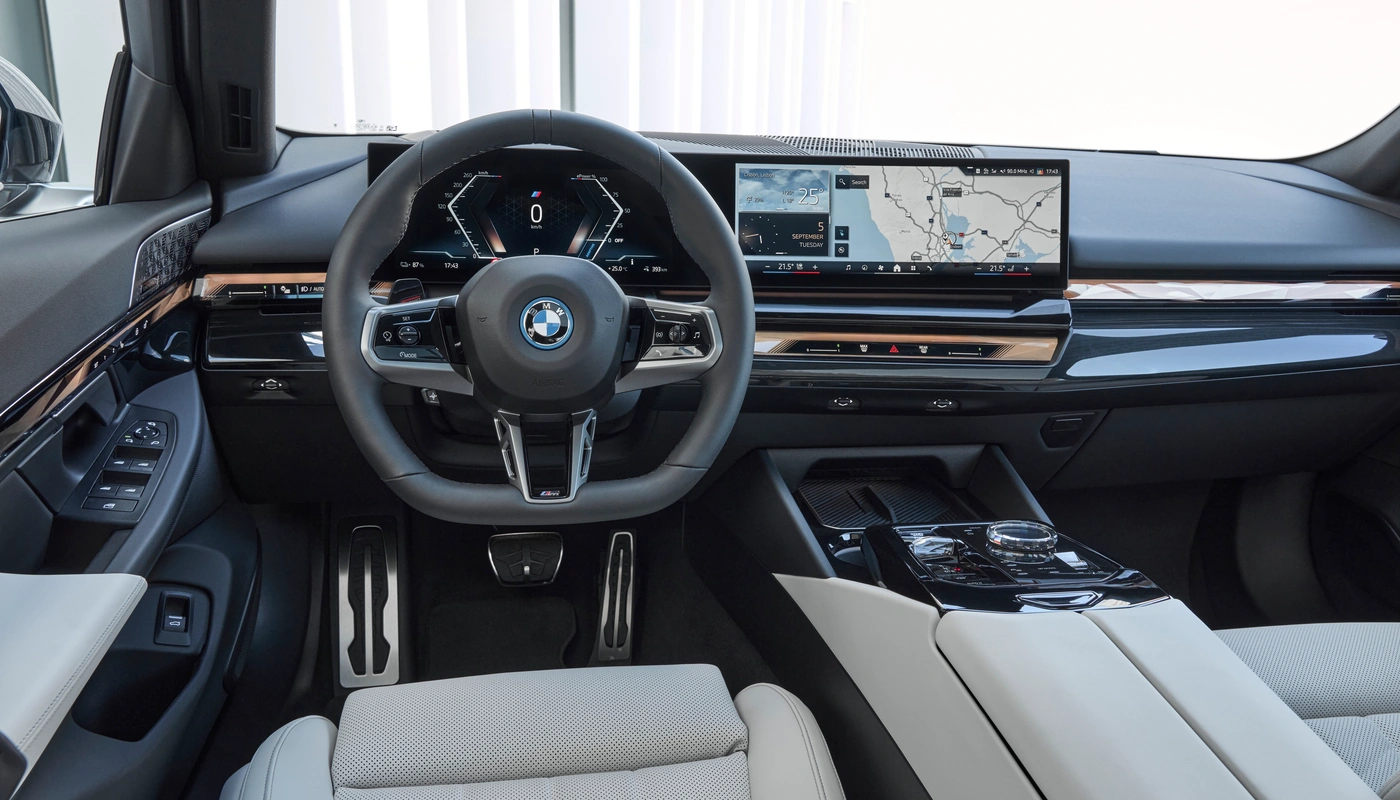 Bmw I5 Berlina Edrive40 - Interior Salpicadero Interior Pantalla Central Interior Volante