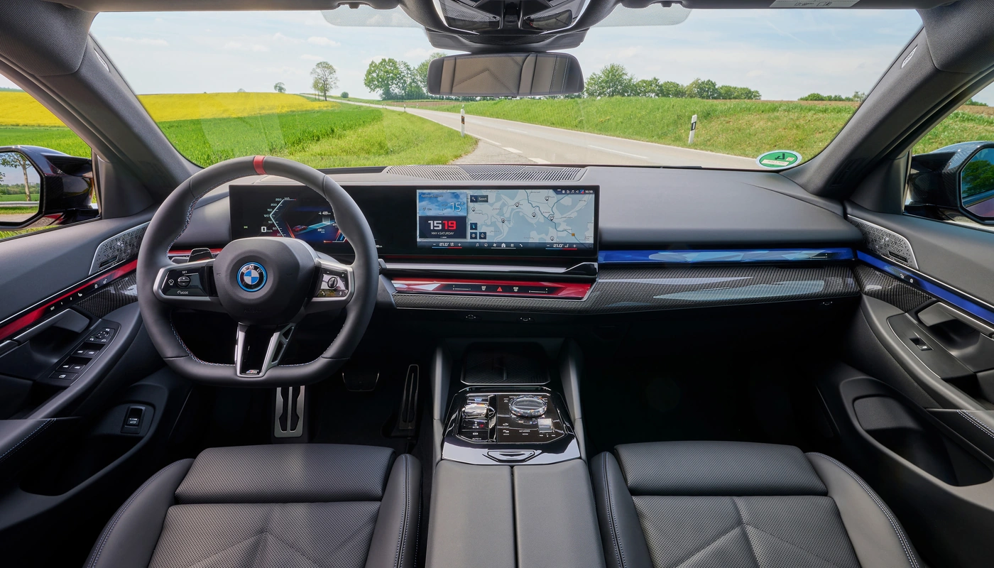 Bmw I5 Touring M60 Xdrive - Interior Salpicadero Interior Asientos Delanteros Interior Pantalla Central Interior Volante
