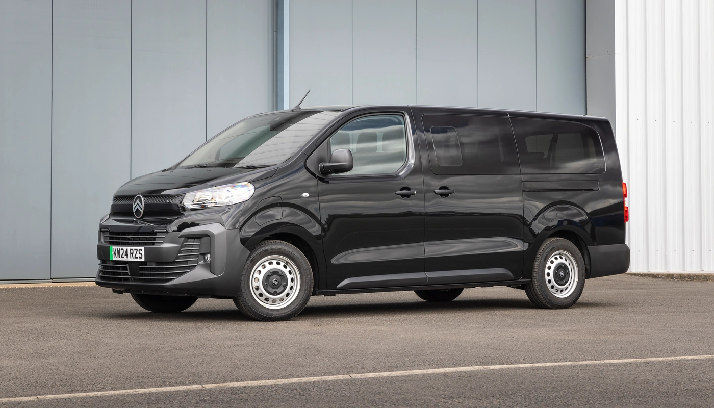 Citroen E Spacetourer Plus - Contexto Entorno Real Contexto Aparcado Exterior Lateral Izquierda