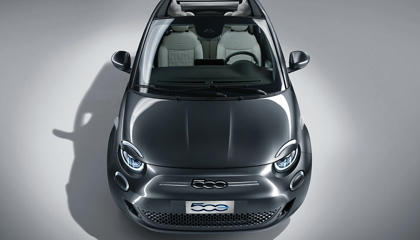 Fiat 500e Cabrio - Contexto Estudio Exterior Frontal Exterior Superior