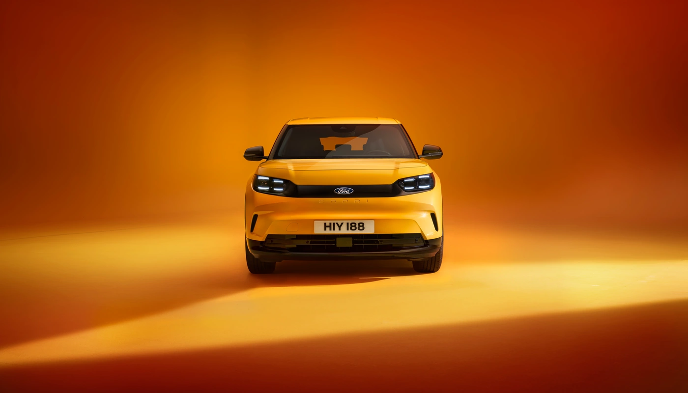 Ford Capri Style - Contexto Estudio Exterior Frontal