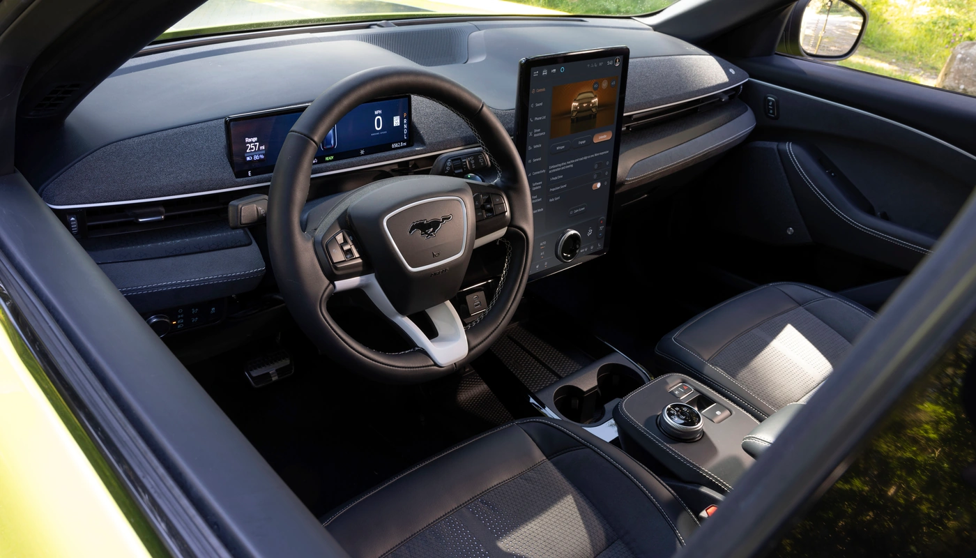 Ford Mustang Mach E Rally - Interior Salpicadero Interior Pantalla Central Interior Volante