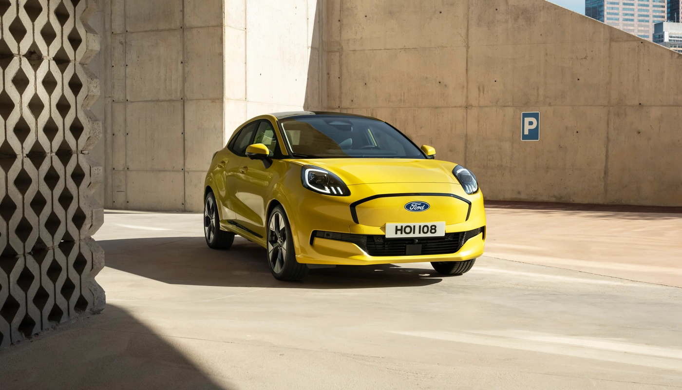 Ford Puma Gen E Gen E - Contexto Entorno Real Contexto Aparcado Exterior Frontal Derecha