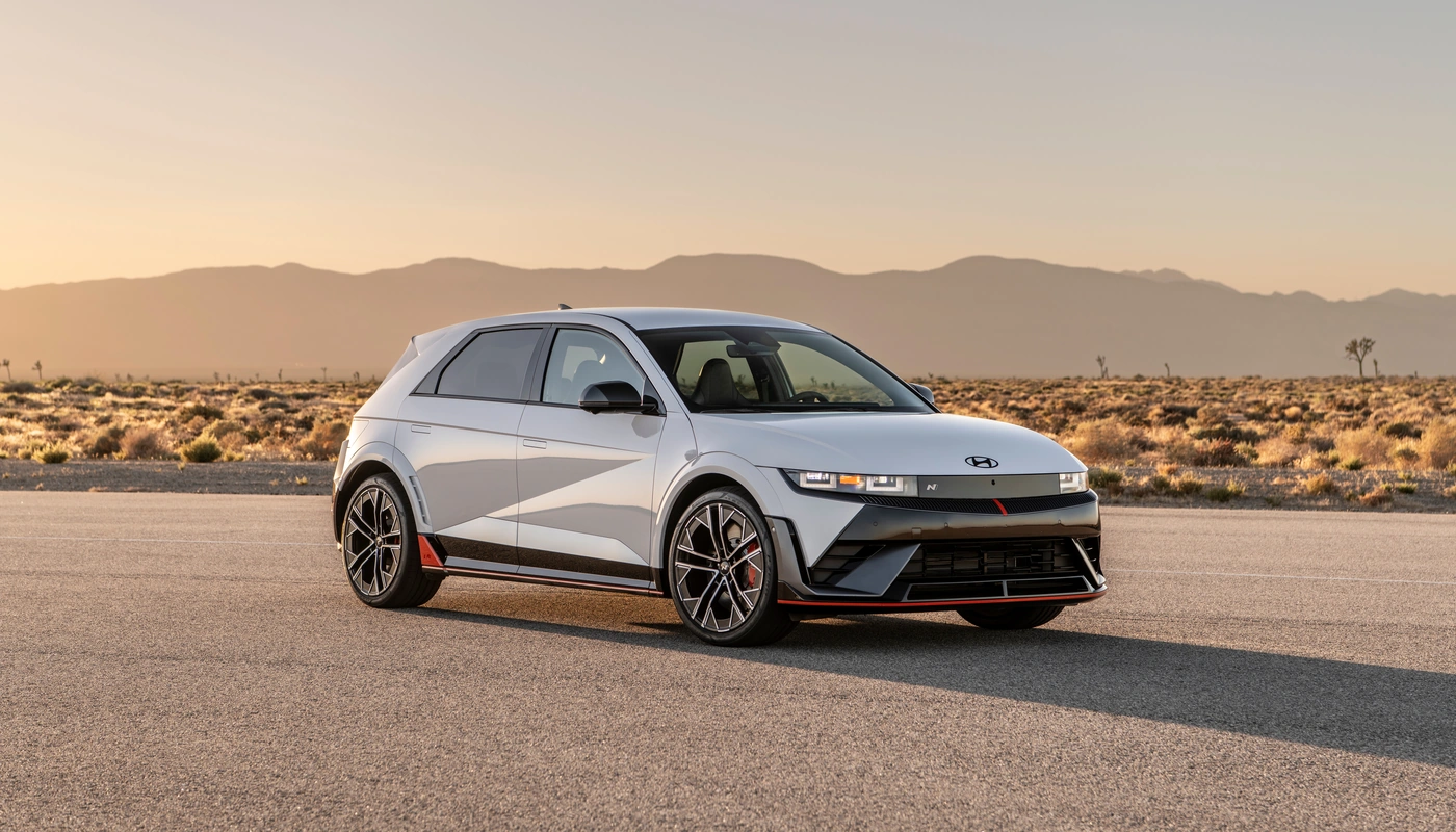 Hyundai Ioniq 5 N - Contexto Entorno Real Contexto Aparcado Exterior Frontal Derecha