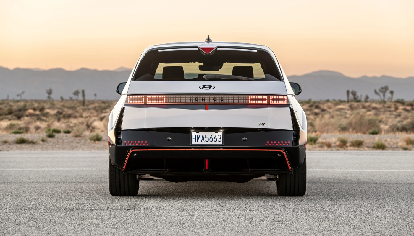 Hyundai Ioniq 5 N - Contexto Entorno Real Contexto Aparcado Exterior Trasera