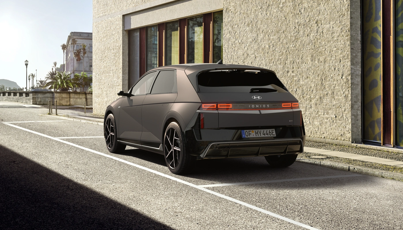 Hyundai Ioniq 5 N Line - Contexto Entorno Real Contexto Aparcado Exterior Frontal Derecha