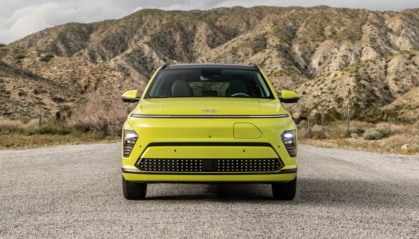 Hyundai Kona Ii Black Line - Contexto Entorno Real Contexto Aparcado Exterior Frontal