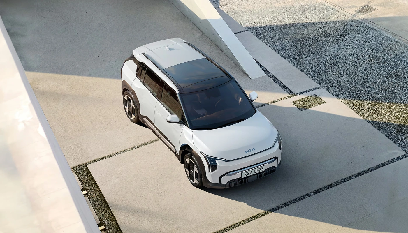 Kia Ev3 Earth - Contexto Entorno Real Contexto Aparcado Exterior Frontal Derecha Exterior Superior