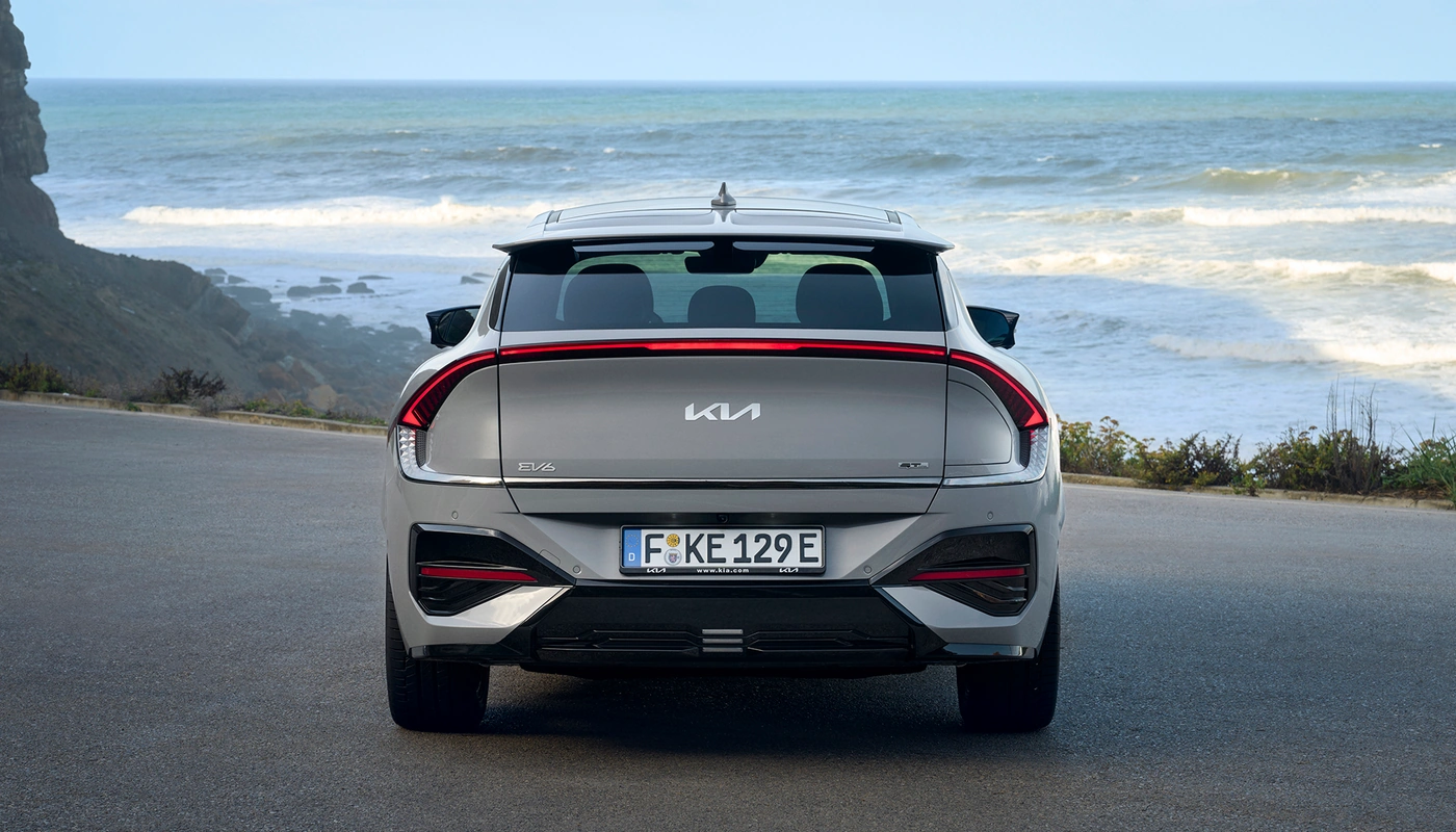 Kia Ev6 Gt Line - Contexto Entorno Real Contexto Aparcado Exterior Trasera