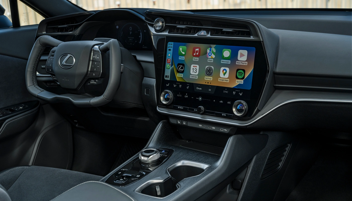 Lexus Rz E Executive - Interior Pantalla Central