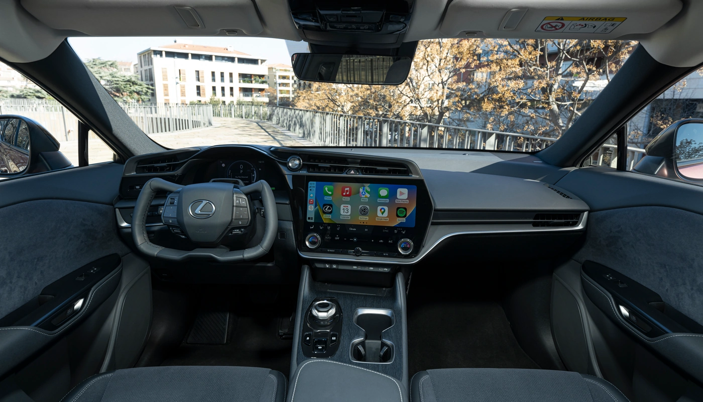 Lexus Rz E Executive - Interior Salpicadero