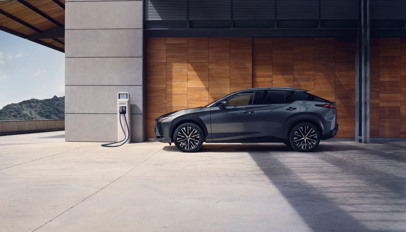 Lexus Rz E Premium - Carga Hogar