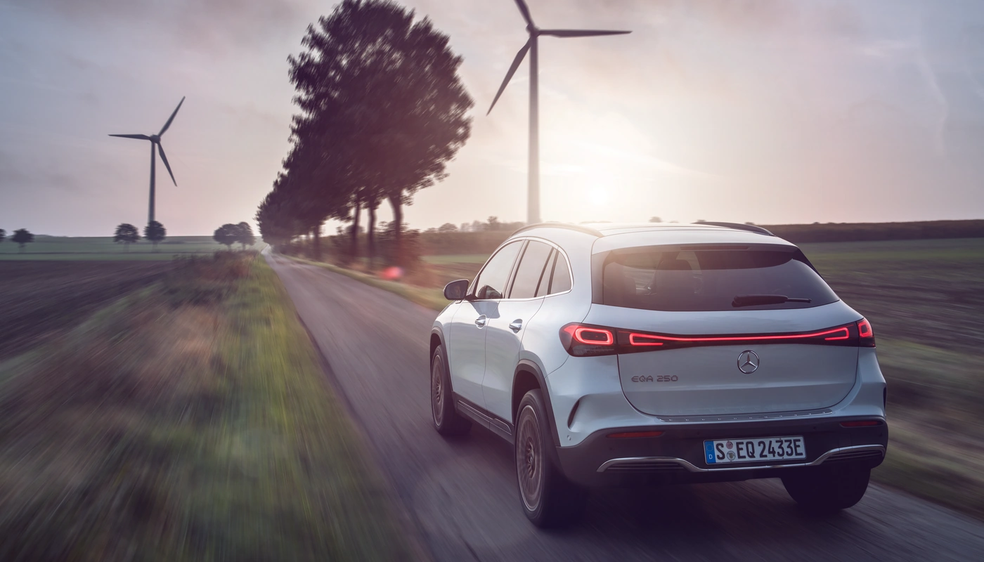 Mercedes Benz Eqa 250 Plus Amg Night Edition