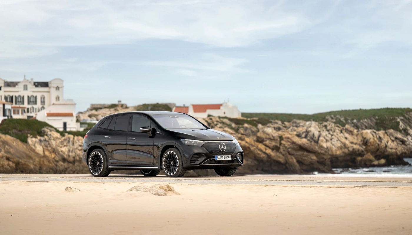 Mercedes Benz Eqe Suv 350 4matic - Contexto Entorno Real Contexto Aparcado Exterior Lateral Derecha