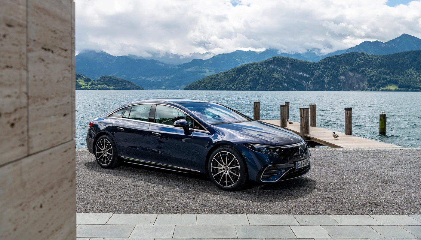 Mercedes Benz Eqs Berlina 450 Plus - Contexto Entorno Real Contexto Aparcado Exterior Lateral Derecha