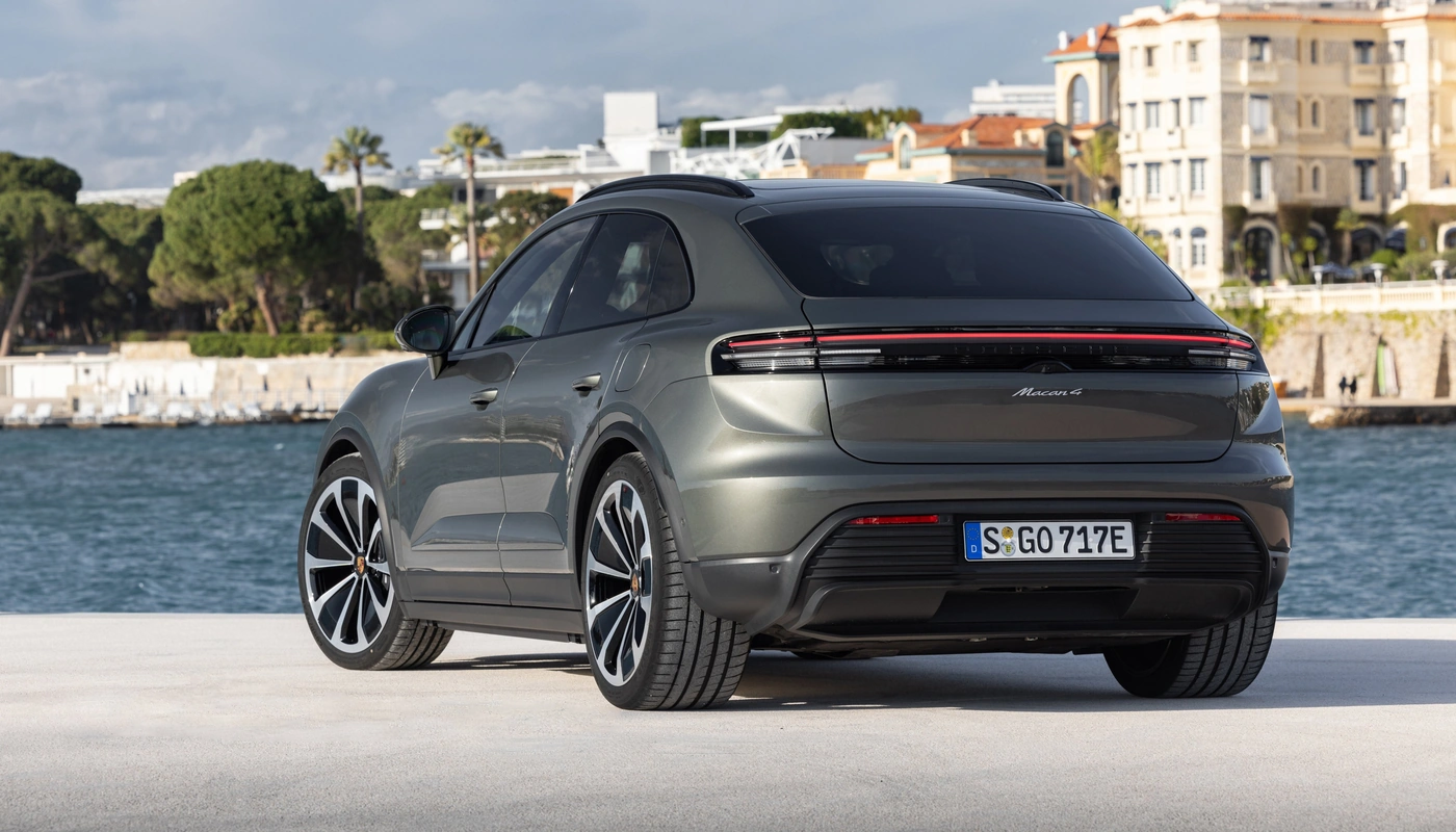 Porsche Macan 4