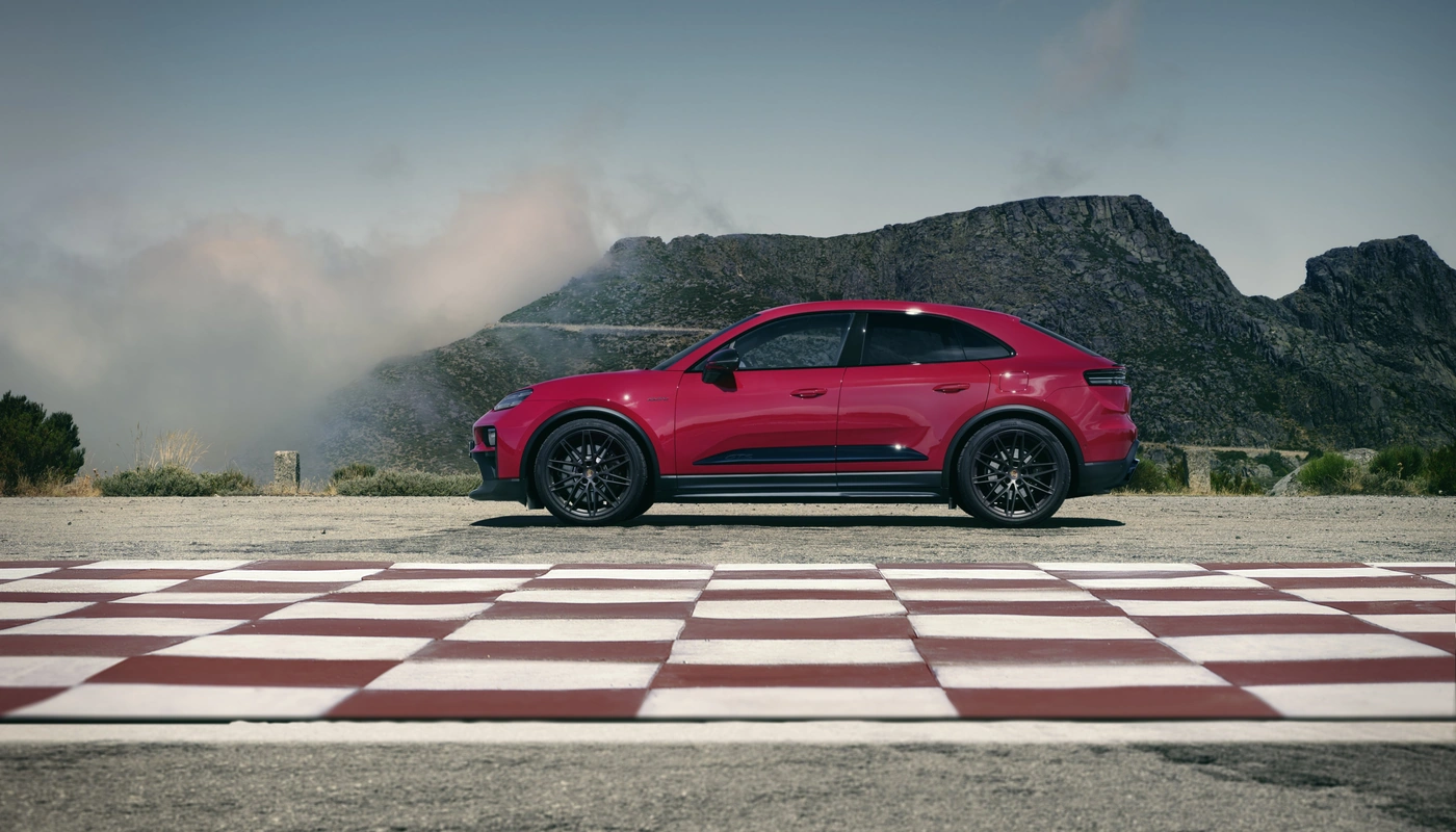 Porsche Macan Gts - Contexto Entorno Real Contexto Aparcado Exterior Lateral Izquierda