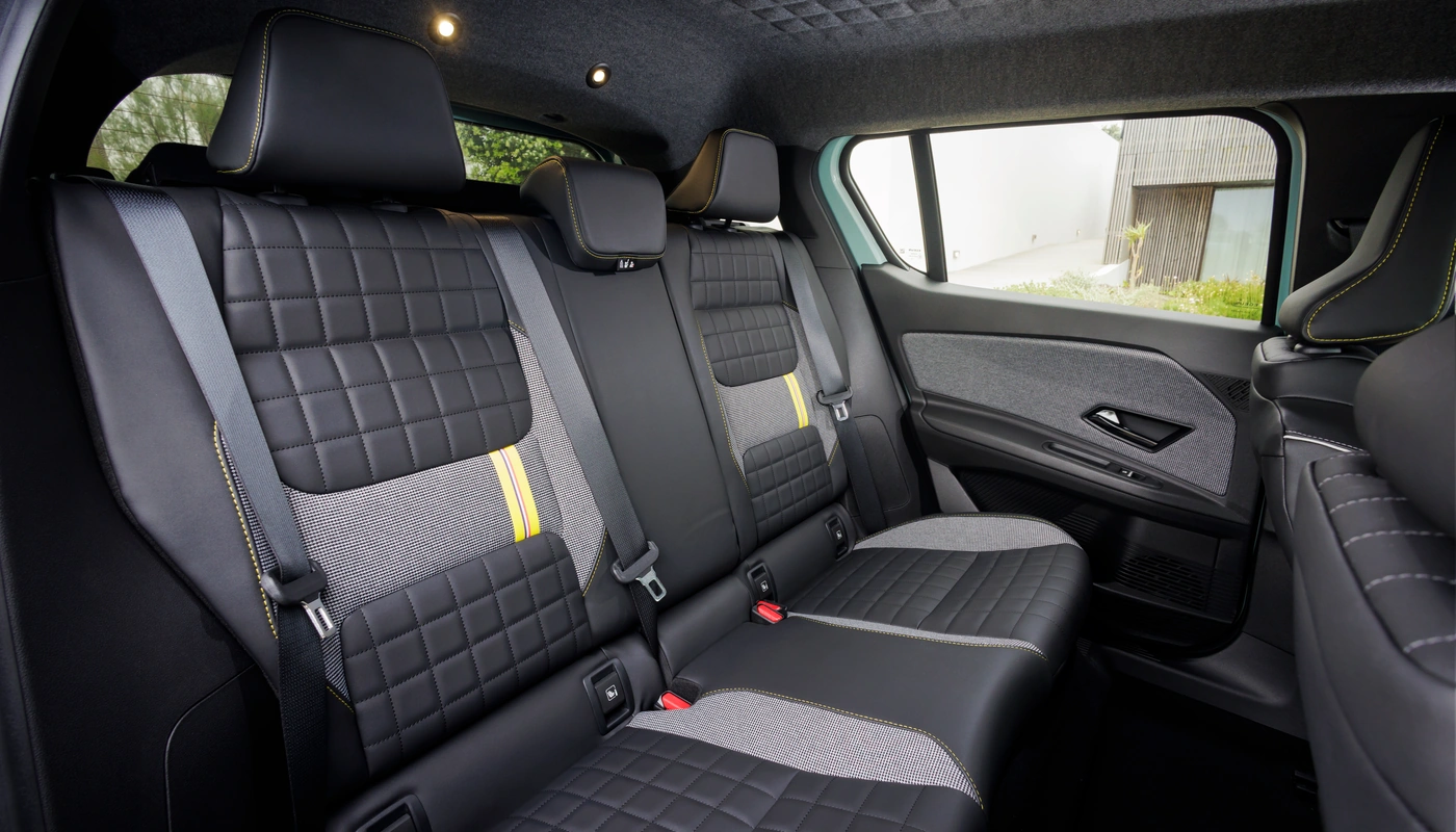 Renault 4 Iconic - Interior Asientos Traseros