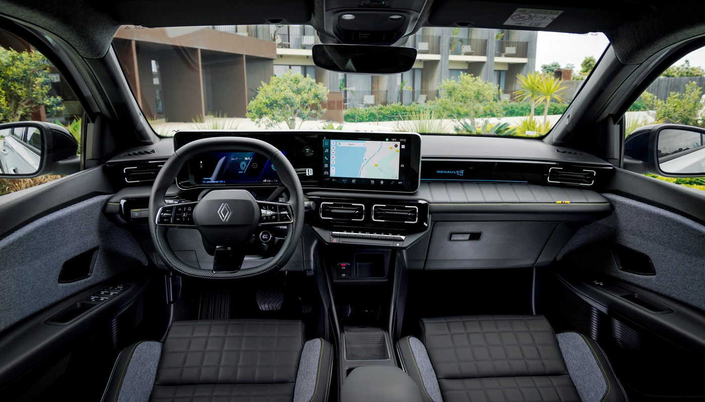 Renault 4 Iconic - Interior Salpicadero Interior Pantalla Central Interior Volante Interior Detalle