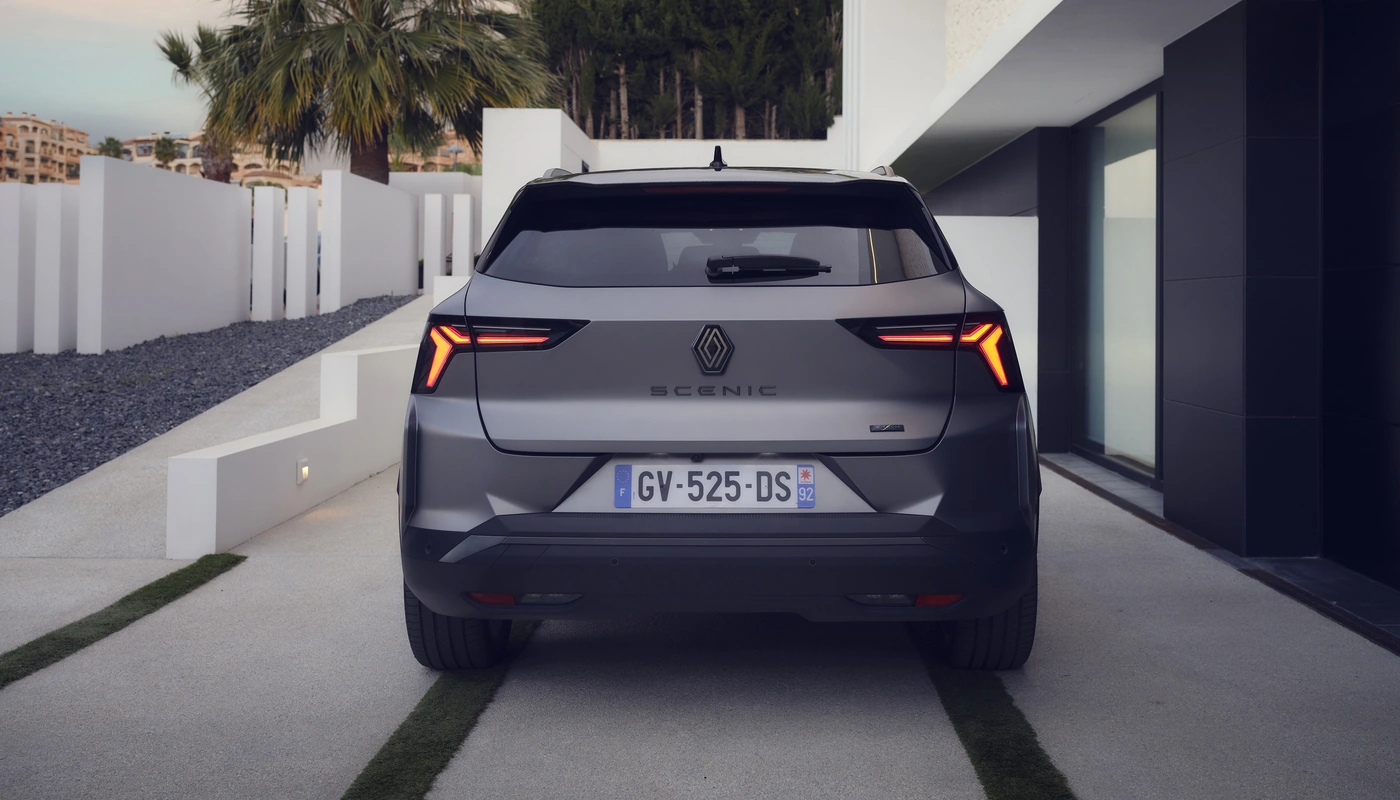 Renault Scenic Esprit Alpine - Contexto Entorno Real Contexto Aparcado Exterior Trasera