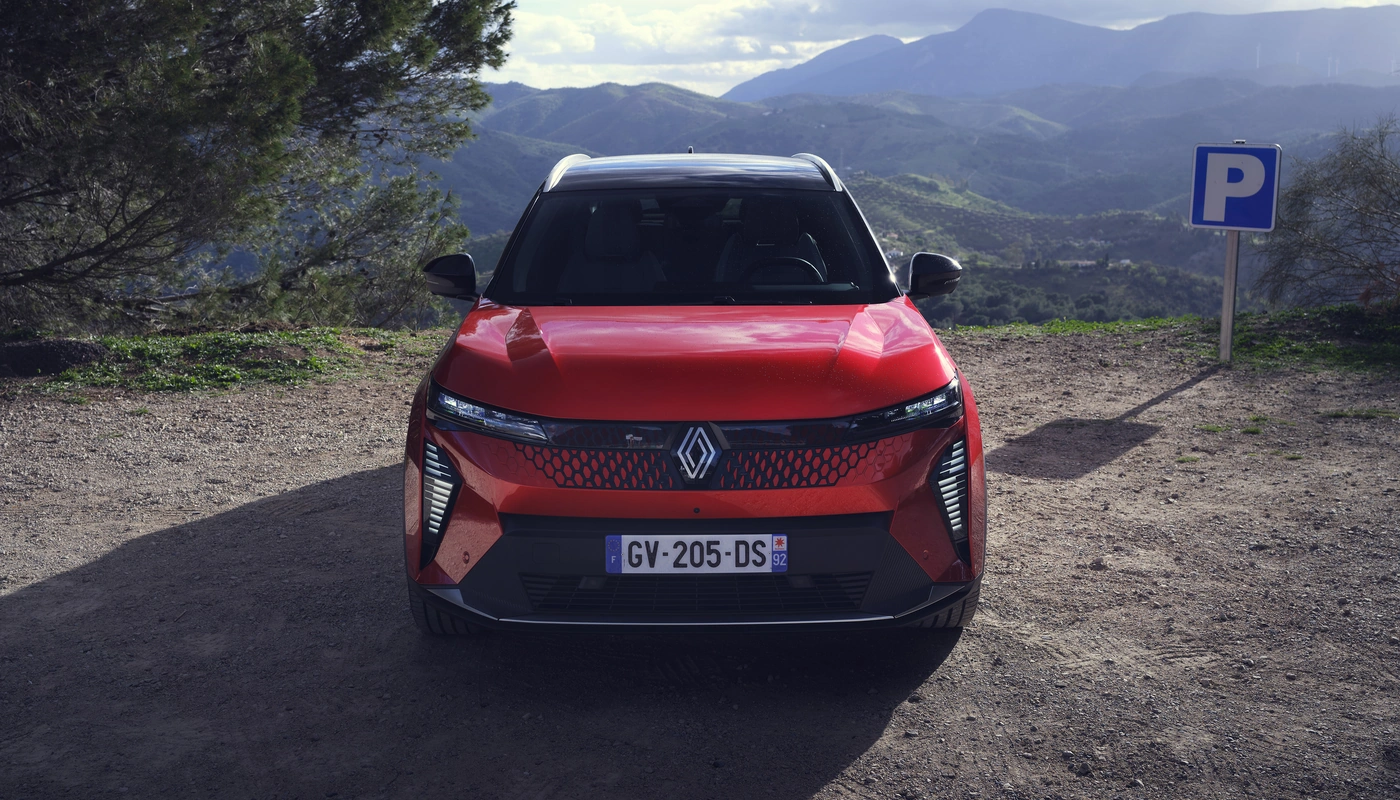 Renault Scenic Iconic - Contexto Entorno Real Contexto Aparcado Exterior Frontal