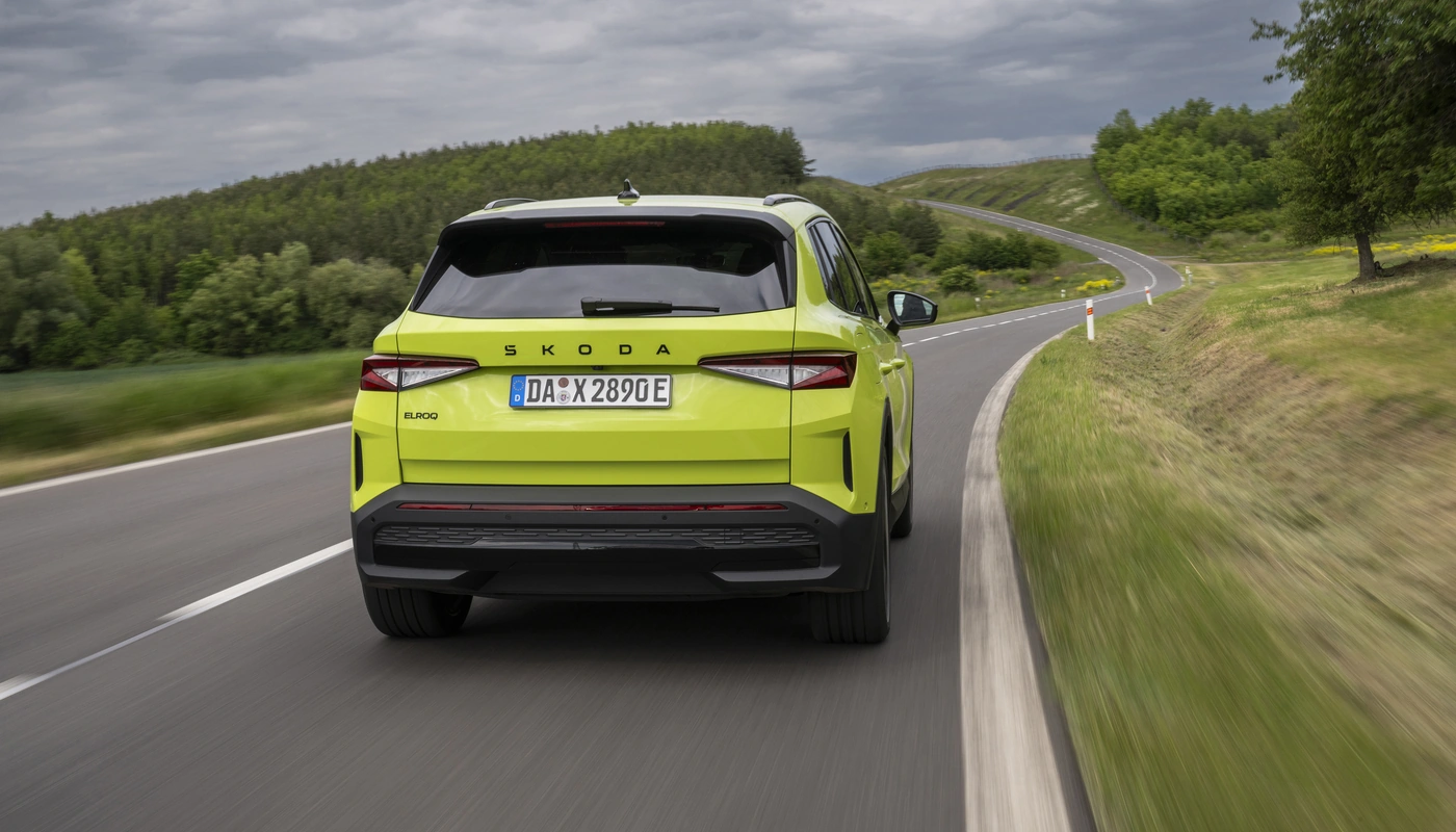 Skoda Elroq Rs - Contexto Entorno Real Contexto Conduciendo Exterior Trasera